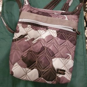 ❄️❄️❄️❄️❄️ARTIC CAMMO LUG🧳CROSSBODY BAG❄️❄️❄️❄️❄️❄️❄️❄️❄️